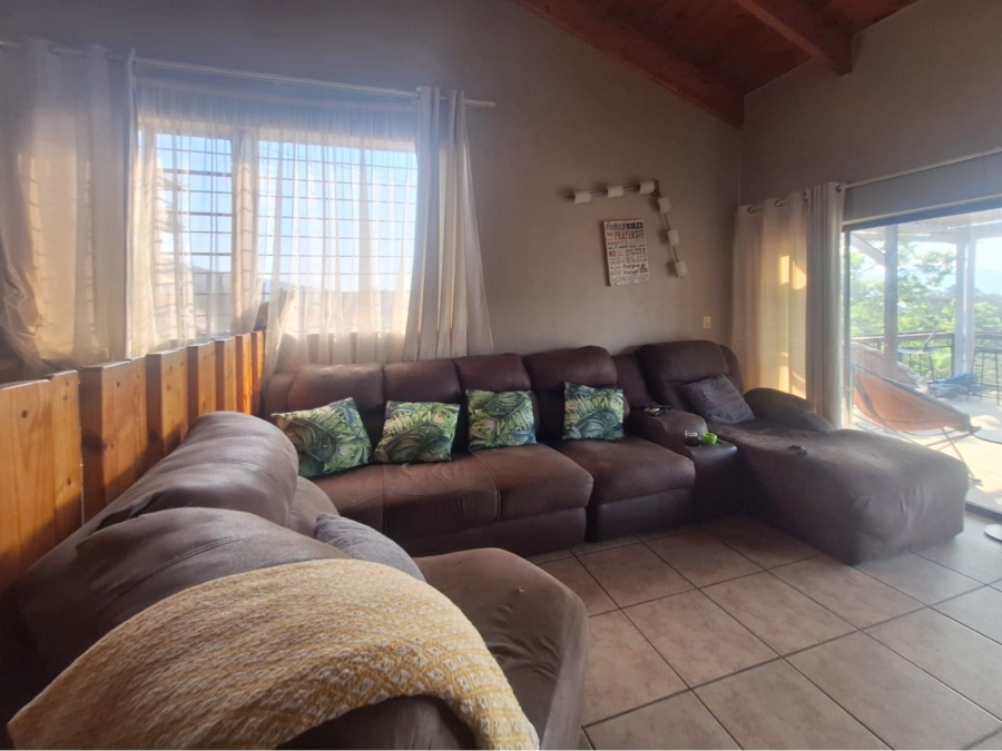 6 Bedroom Property for Sale in Meerhof North West